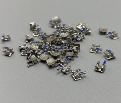 100pcs Dental Orthodontic Metal Bracket Braces Mini Roth 022 Slot 345 Hooks