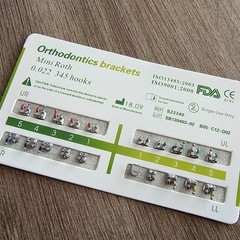 20Packs Dental Ortho Brackets Mini/Standard MBT/Roth 022/018 Hooks 3 4 5