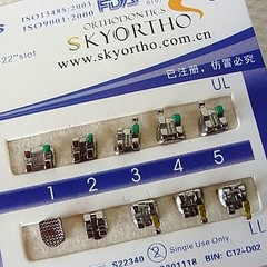 20pc/Kit Dental Orthodontic Bracket Braces Standard MBT .022 Hooks 3-4-5