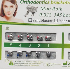 100 Sets Dental Orthodontic Metal Brackets Mini Roth 022 345 hooks Mesh Base